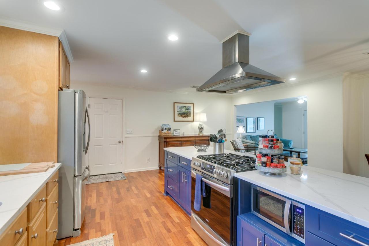 Spacious St Simons Island Vacation Rental With Pool! St. Simons Island Esterno foto